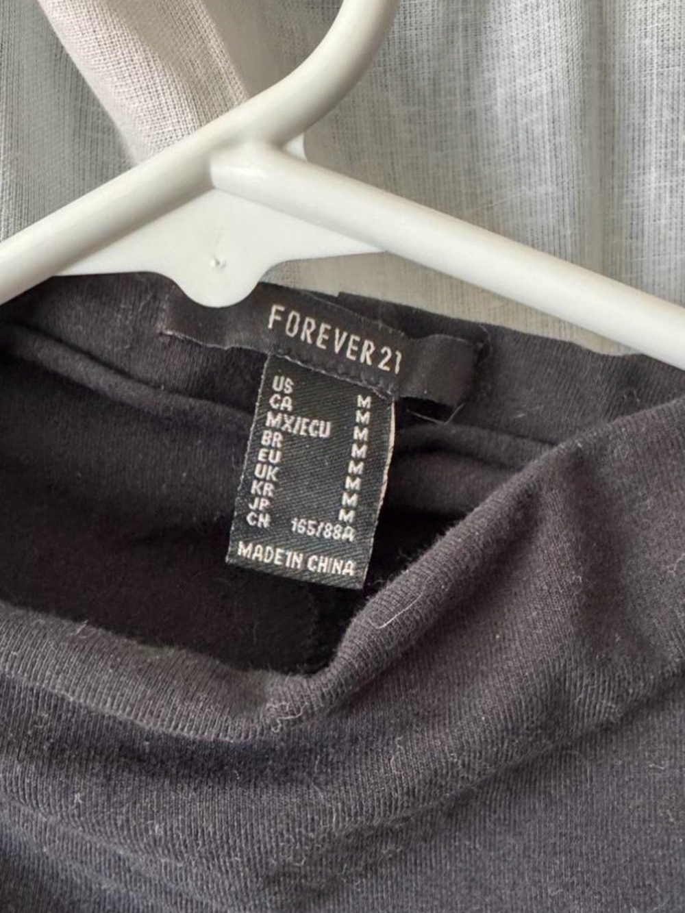 Forever 21 Black Sleeveless Mock Neck Tank - Picture 2 of 2